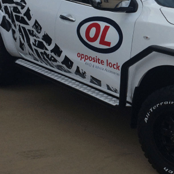 Toyota Hilux 6/2015+ Opposite Lock Steel Side Steps